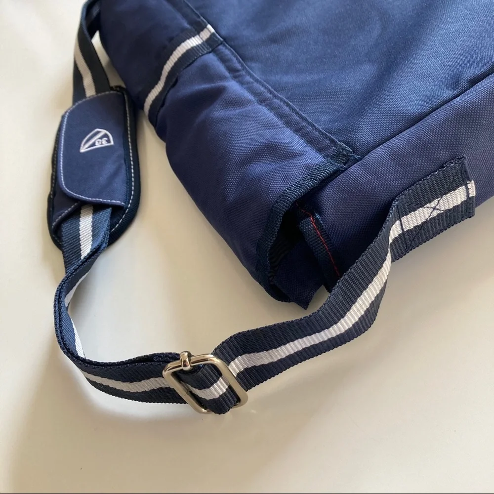 Cremieux 38 Messenger Laptop Bag Navy Blue